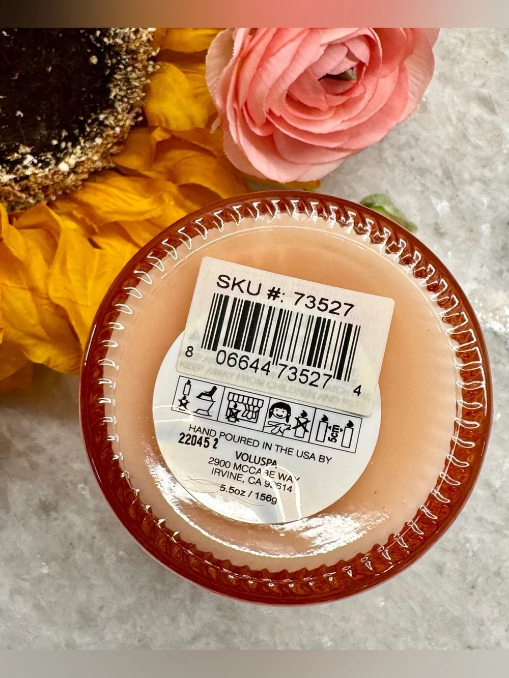 New VOLUSPA Single 1-Wick Kalahari Watermelon Candle 5.5oz - Fresh Summer Scent!